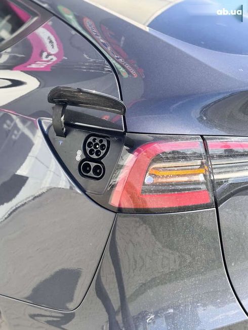 Tesla Model Y 2022 - фото 22