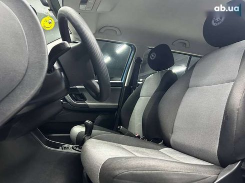 Skoda Fabia 2014 - фото 9