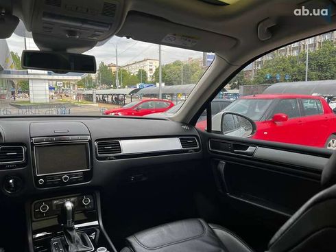 Volkswagen Touareg 2015 - фото 21