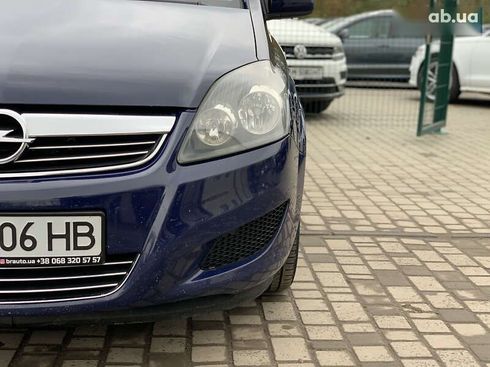 Opel Zafira 2011 - фото 10