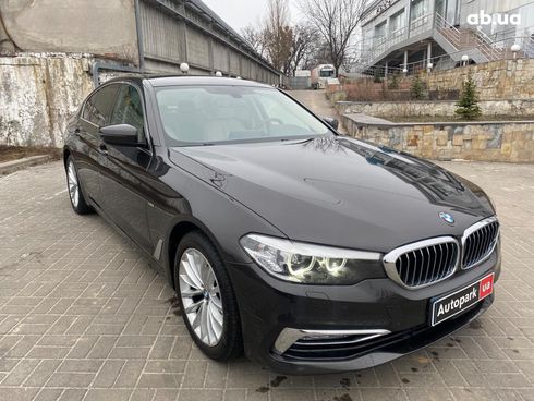 BMW 5 серия 2017 коричневый - фото 7