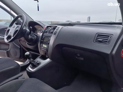 Hyundai Tucson 2008 зеленый - фото 36