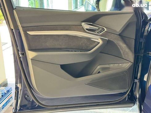 Audi E-Tron 2021 - фото 22