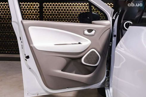 Renault Zoe 2018 - фото 11