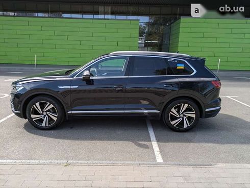 Volkswagen Touareg 2019 - фото 4