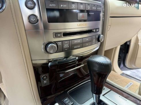 Lexus LX 2010 - фото 25
