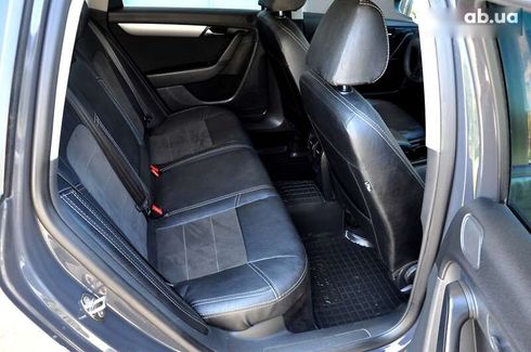 Volkswagen Passat 2011 - фото 21