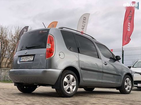 Skoda Roomster 2011 - фото 15