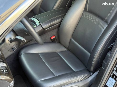 BMW 5 серия 2015 серый - фото 20