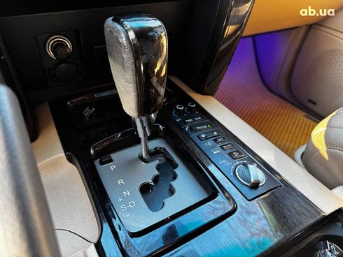 Toyota Land Cruiser 2012 черный - фото 28