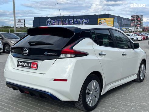 Nissan Leaf 2021 белый - фото 6