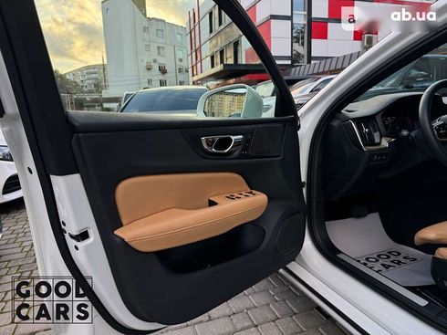 Volvo S60 2020 - фото 17