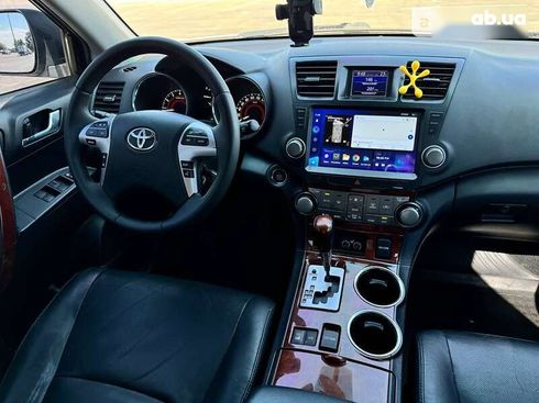 Toyota Highlander 2011 - фото 30