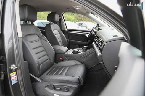Volkswagen Touareg 2019 - фото 11
