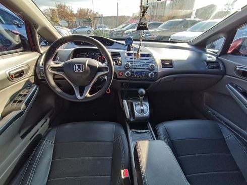 Honda Civic 2008 красный - фото 14