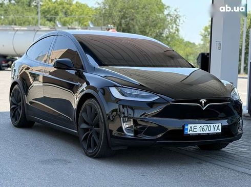 Tesla Model X 2019 - фото 2