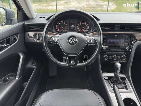 Volkswagen Passat 2020 - фото 22