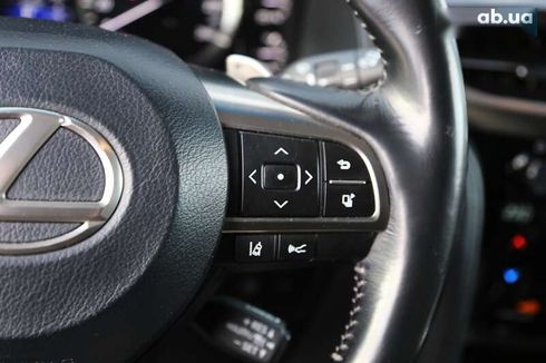 Lexus LX 2016 - фото 23