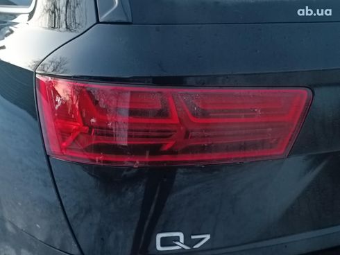 Audi Q7 2018 черный - фото 10