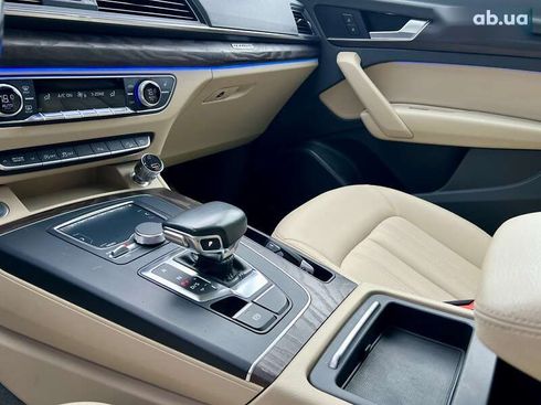 Audi Q5 2017 - фото 20