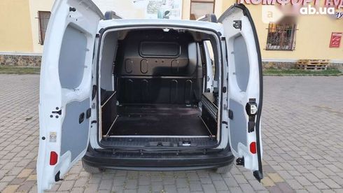 Renault Kangoo 2020 - фото 27