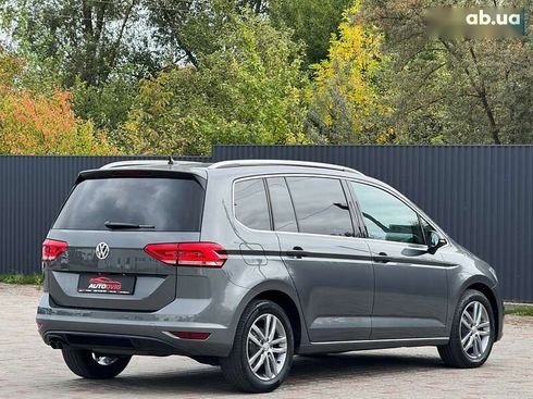 Volkswagen Touran 2019 - фото 4