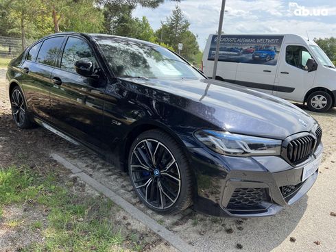 BMW 5 серия 2023 - фото 18