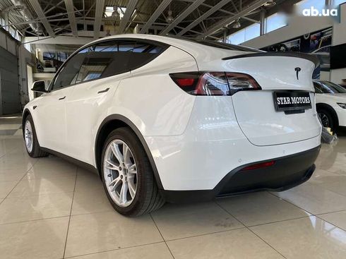 Tesla Model Y 2021 - фото 11