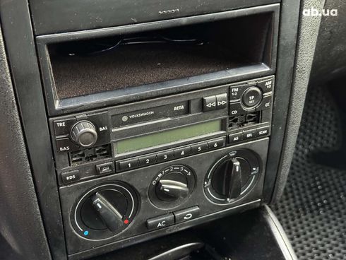 Volkswagen Golf 2001 серый - фото 16