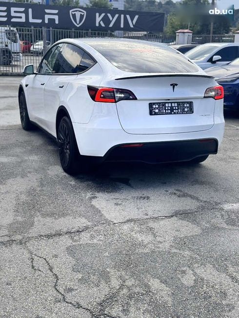 Tesla Model Y 2023 - фото 3