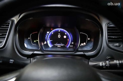 Renault Scenic 2017 - фото 20