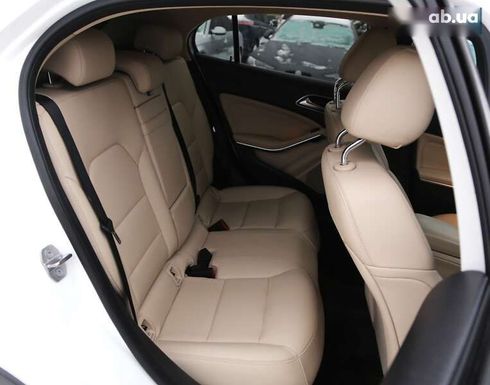 Mercedes-Benz GLA-Класс 2018 - фото 10