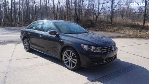 Volkswagen Passat 2018 серый - фото 3