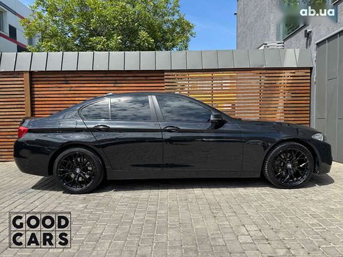 BMW 5 серия 2016 - фото 9
