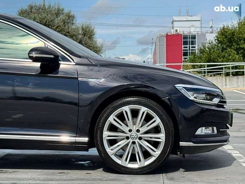 Volkswagen Passat 2018 - фото 17