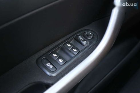 Peugeot 308 2012 - фото 21