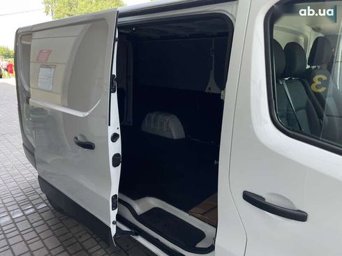 Renault Trafic 2016 - фото 29