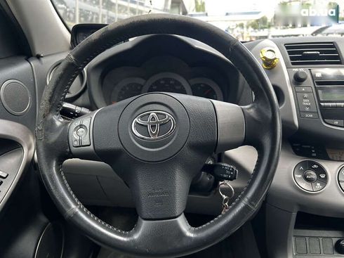 Toyota RAV4 2007 - фото 13