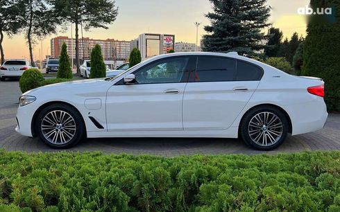 BMW 5 серия 2017 - фото 4