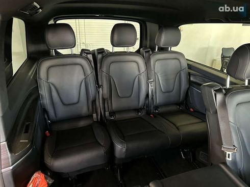 Mercedes-Benz V-Класс 2023 - фото 17