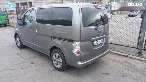 Nissan e-NV200 2015 - фото 3