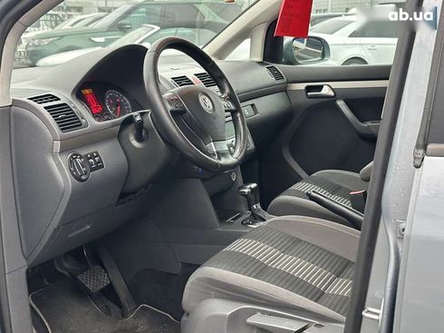 Volkswagen Touran 2008 - фото 16