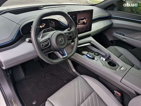 Zeekr 001 2025 - фото 19