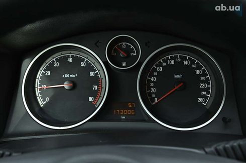 Opel Astra 2006 - фото 25