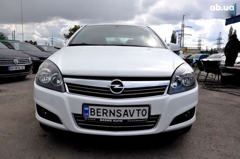 Opel Astra 2013 - фото 5