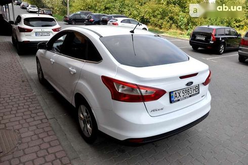 Ford Focus 2013 - фото 5