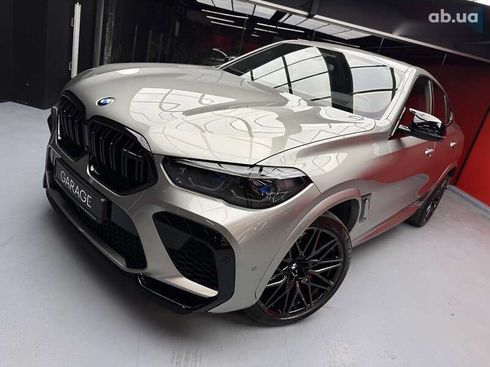 BMW X6 M 2022 - фото 9