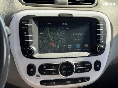 Kia Soul 2018 серый - фото 21