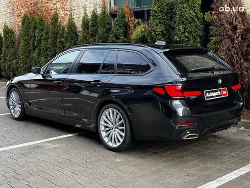 BMW 5 серия 2020 черный - фото 44