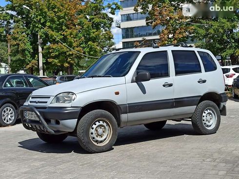 Chevrolet Niva 2004 - фото 4